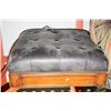 Image 1 : WOOD AND LEATHERETTE OTTOMAN NO LEGS