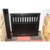 Image 1 : SHOWHOME BLACK SINGLE BEDFRAME