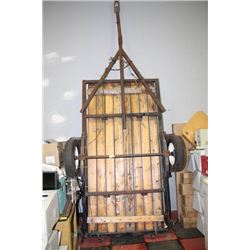WOOD DECK TRAILER