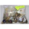 Image 1 : BAG OF COLLECTABLE PINS
