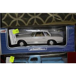 DIE CAST MERCEDEZ-BENZ 280 SL SCALE 1:18