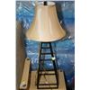 Image 1 : SHOWHOME METAL TOWER LAMP