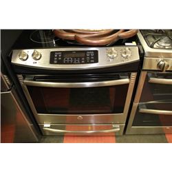 30" SLIDE-IN CLEAN DESIGN ELECTRIC RANGE