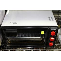 DELONGI TOASTER OVEN