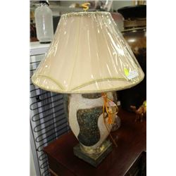PAIR OF VASE DESIGN LAMPS