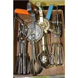 BOX OF VINTAGE EGG BEATERS