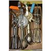 Image 1 : BOX OF VINTAGE EGG BEATERS