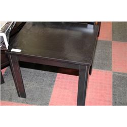 SHOWHOME END TABLE