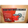 Image 2 : NEW HEAVY DUTY WHEEL BALANCER 10"-24"