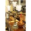 Image 1 : VINTAGE ESTATE CHERUB LAMP