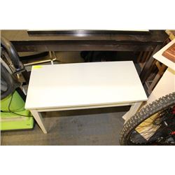 WHITE PIANO BENCH