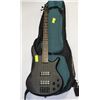 Image 1 : IBANEZ BASS GUITAR W/ SOFT CASE