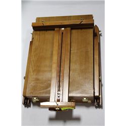 TRAVELLING EASEL