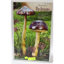 2 PIECE MUSHROOM GARDEN ORNAMENTS