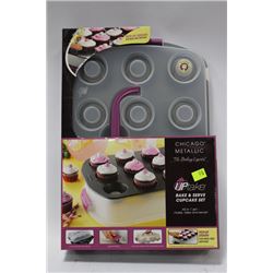 BAKE AND SERVE CUPCAKE SET