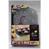 Image 1 : BAKE AND SERVE CUPCAKE SET
