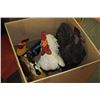 Image 1 : BOX OF ROOSTER ORNAMENTS