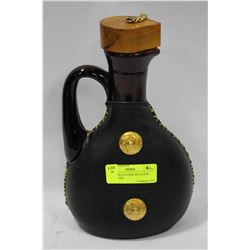 WINE AND LEATHER DECANTER FROM SPAIN