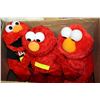 Image 1 : BOX WITH THREE ELMO DOLLS