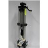 Image 1 : PROFESSIONAL TRIPOD