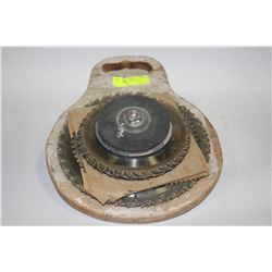 ASSORTMENT OF SAW BLADES