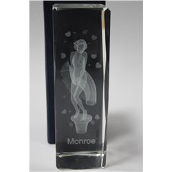 MARILYN MONROE HOLOGRAM IN GLASS