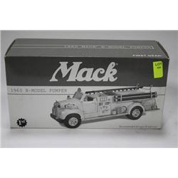 ERTL COLLECTIBLES 1929 MACK TEXACO FIRE TRUCK