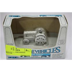 ERTL 1933 ENGLISH FORDSON TRACTOR