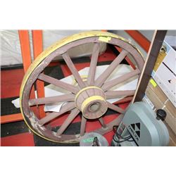 ANTIQUE WOOD SPOKED WAGON WHEEL
