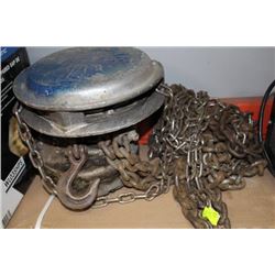 CYCLONE 1 1/2 TON CHAIN HOIST