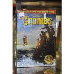GOONIES COLLECTOR SET