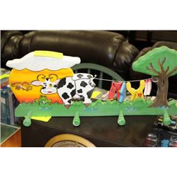 WOOD COW TOWEL HANGAR