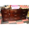 Image 1 : 9 DRAWER DRESSER