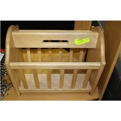 WOODEN MAGAZINE RACK