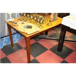 2 TONE KITCHEN TABLE***