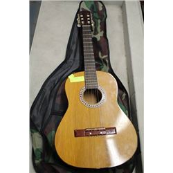 MID SIZED ACOUSTIC GUITAR WITH CAMOFLAUGE BAG