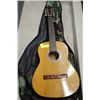 Image 1 : MID SIZED ACOUSTIC GUITAR WITH CAMOFLAUGE BAG