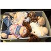 Image 1 : TOTE OF CABBAGE PATCH DOLLS