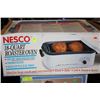 Image 1 : NESCO 18 QUART ROASTER OVEN