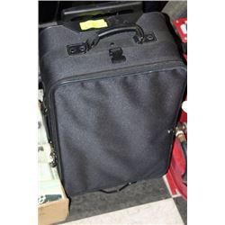 BLACK ROLLING SUITCASE