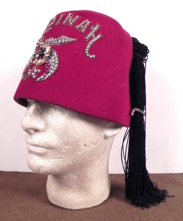 VINTAGE MEDINAH SHRINERS FEZ FOR OFFICERW/ RHINESTONES
