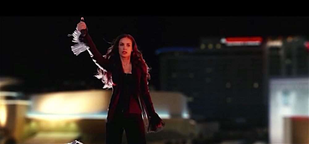 Charlie's Angels: Full Throttle - Madison Lee's Outfit (Demi Moore)