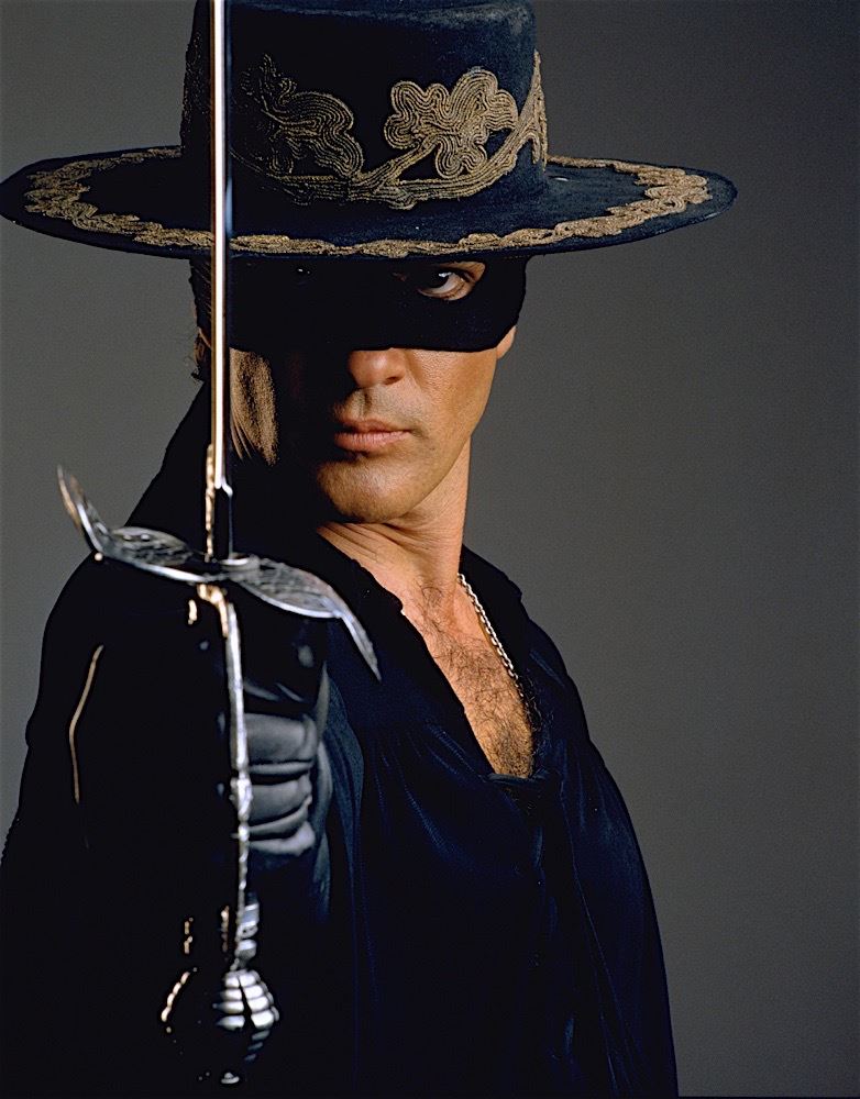 Mask of Zorro, The Zorro's Sword (Antonio Banderas)