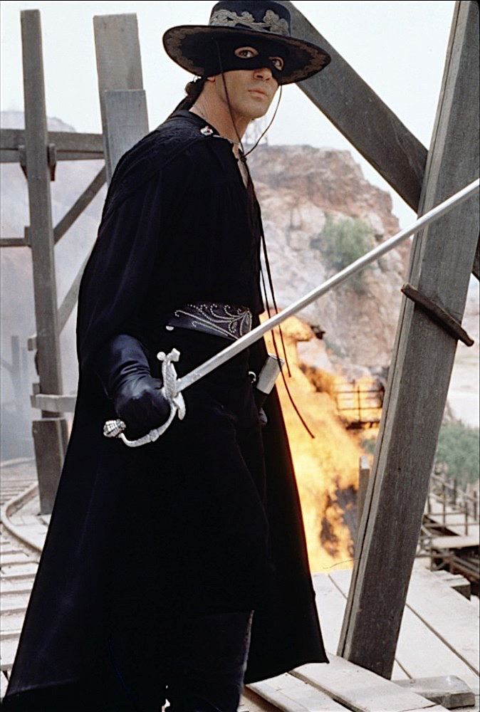 Antonio Banderas Zoro The Legend Of Zorro Axn Asia Antonio Banderas Zoro The Legend Of Zorro Axn Asia