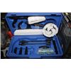 Image 1 : PRESSURE WASHER ACCESSORY KIT IN BLUE CASE