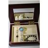 Image 1 : JEWELLERY BOX WITH CONTENTS