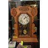 Image 1 : VINTAGE GINGERBREAD CLOCK, WORKING WITH KEY