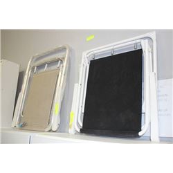 2 FOLDING OUTDOOR CHAIRS