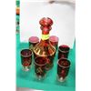 Image 1 : ESTATE DECANTER SET (RED AND GOLD)