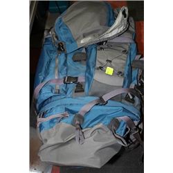 MEC HIKING BACKPACK